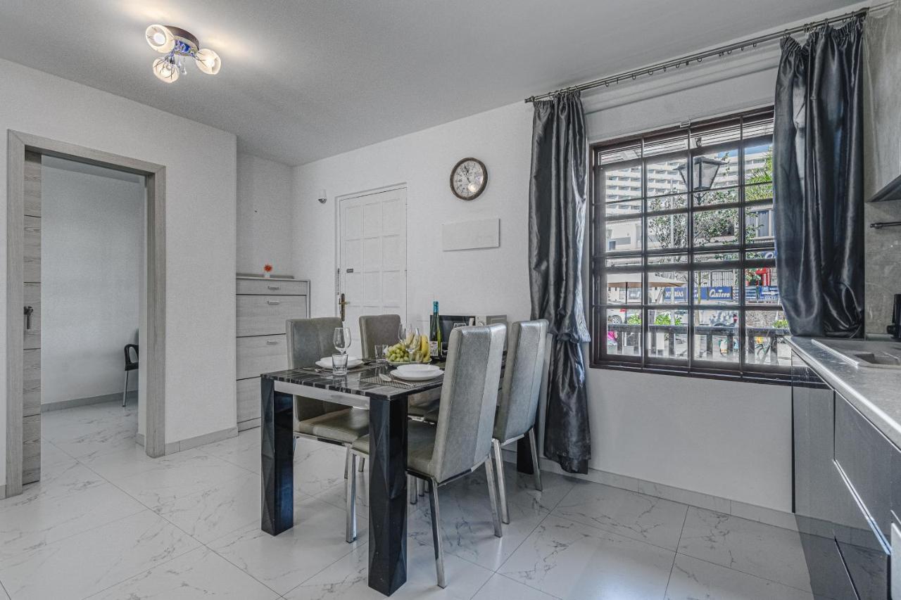 Amazing 3 Bedroom Apartment On The First Line Of The Best Las Americas Beach, Air Conditioner And Terrace Ocean View プラヤ・デ・ラス・アメリカス エクステリア 写真